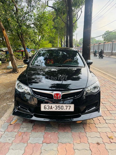 Honda Civic Đen