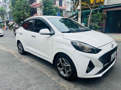 Hyundai Grand i10 Trắng