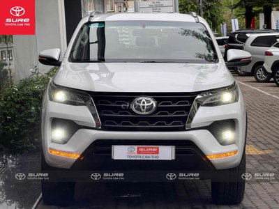 Toyota Fortuner G 4x2 2023 Trắng