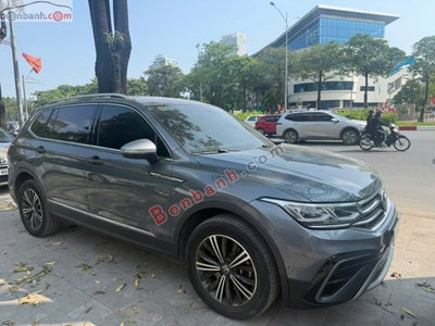 Xe Volkswagen Tiguan Allspace 2022