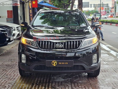 Xe Kia Sorento 2.4 GAT Premium 2019