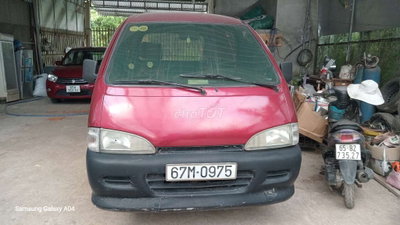 Cityvan 7 chỗ màu Đỏ,trắng