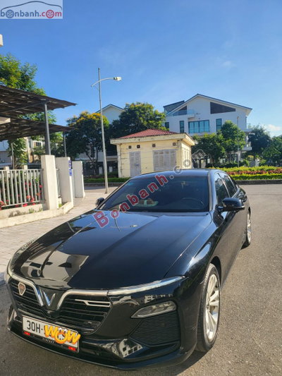 Xe VinFast Lux A 2.0 Tiêu chuẩn 2022