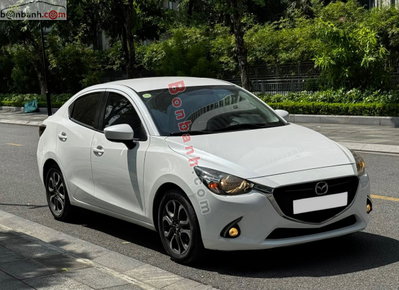 Xe Mazda 2 2018