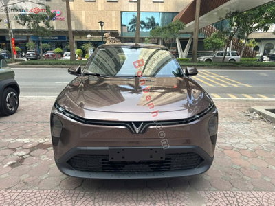 Xe VinFast VF MPV 7 AT 2026