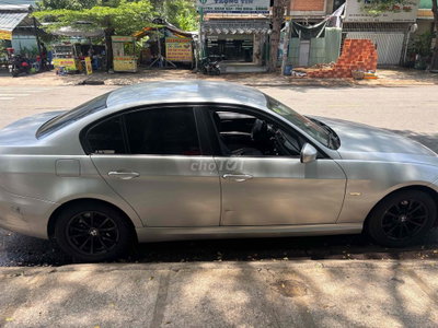 BMW 320 2010 E90