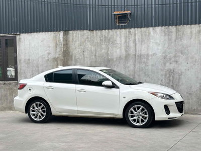 Mazda 3S 2013 Trắng 130000 km