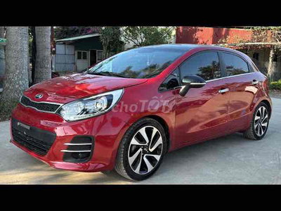 Kia Rio 2014 bản nhập màu đỏ
