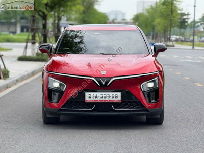 Xe VinFast VF7 Plus AWD 2024