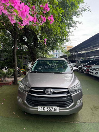 Toyota Innova 2018 Số sàn Xám