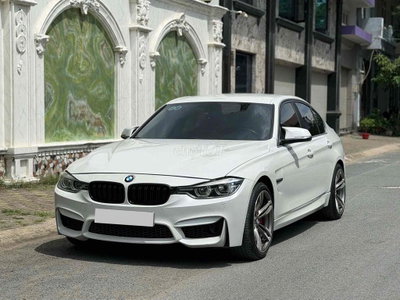 BMW 320i 2018 M3 Trắng odo 8v