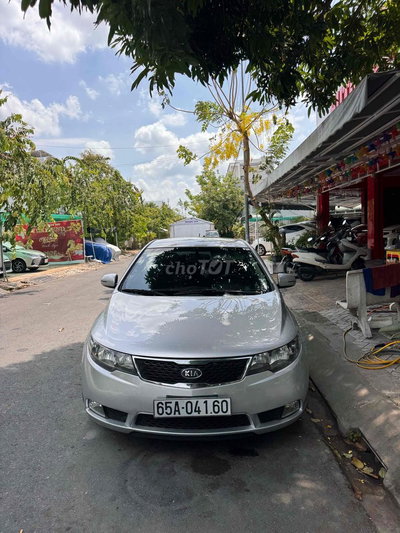 Kia Forte Bạc