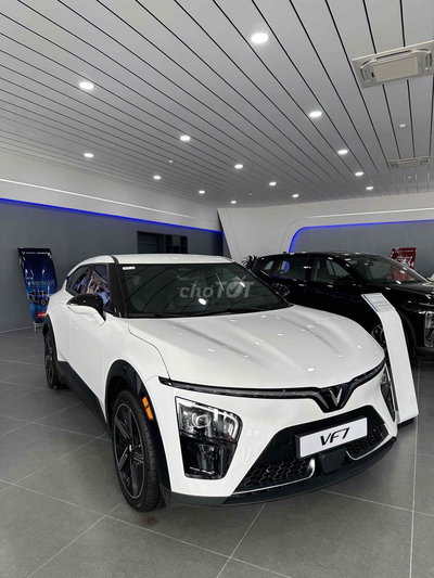 Xe điện VinFast VF 7 Plus Trắng