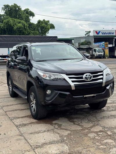 Toyota Fortuner 2017 số sàn, nhập indo