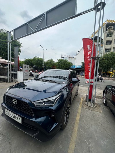 Toyota Yaris Cross 2024, xe lướt, bảo hành hãng