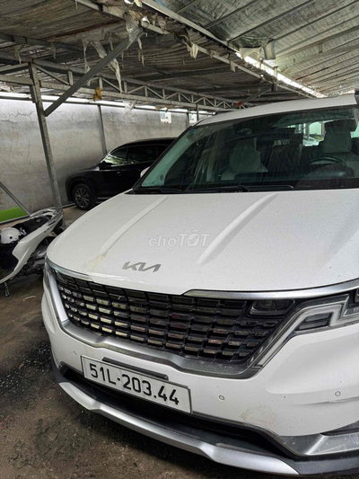 Kia Carnival 2021 Trắng 70177 km
