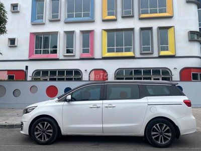 Kia Sedona 2017 Bản full Trắng