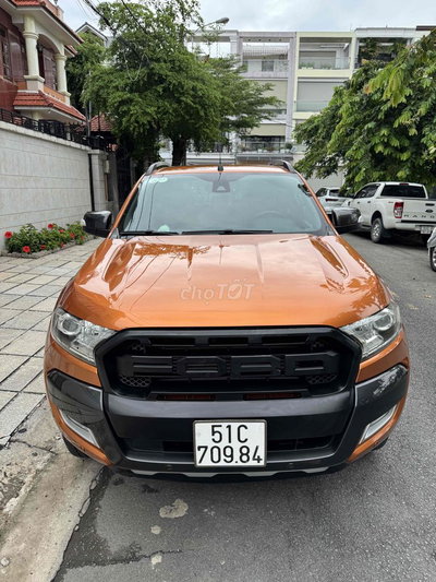 Ford Ranger Wildtrak 2015 máy dầu 2 cầu máy 3.2