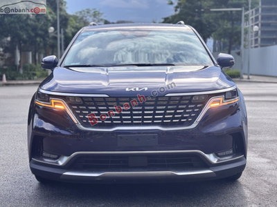 Xe Kia Carnival Signature 2.2D 2022