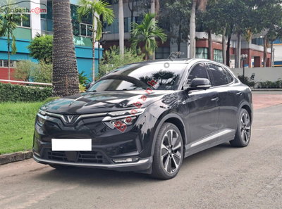 Xe VinFast VF8 Plus AWD 2022