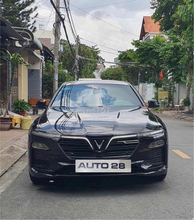 VINFAST LUX A Base 2022 Đen 63.000 km