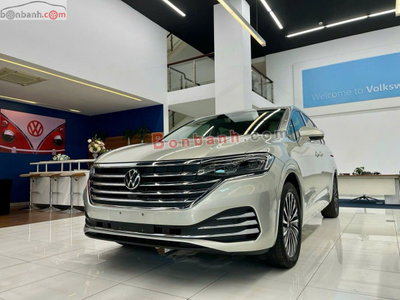 Xe Volkswagen Viloran Luxury 2025