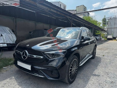Xe Mercedes Benz GLC 300 4Matic 2023