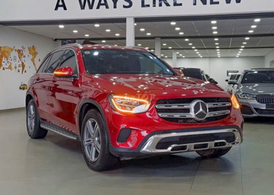 Mercedes GLC 200 2021 Đỏ 23.000 km