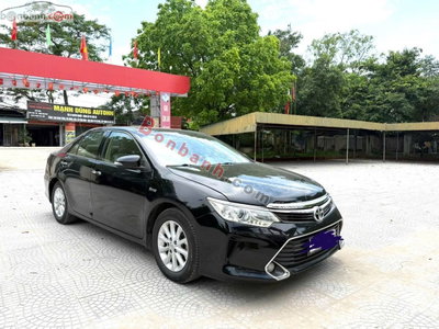Xe Toyota Camry 2.0E 2015