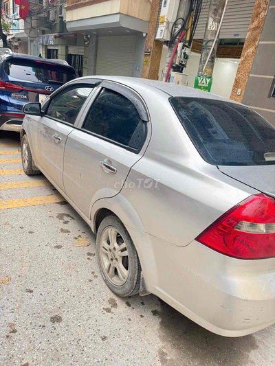 Chevrolet Aveo 2015 1.4 MT 130000 km Bạc