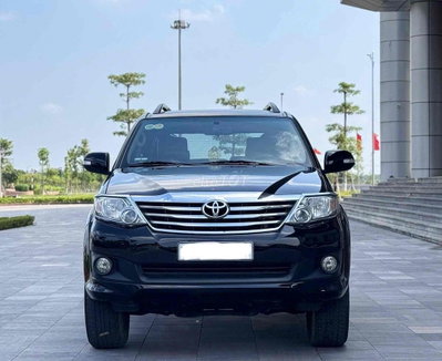 Toyota Fortuner 2014 Số tự động Đen