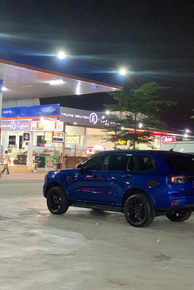 Ford Everest 2023 Xanh 100.000km