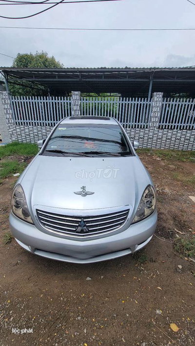 Mitsubishi Grunder 2009 2.4 Bạc xe nhà đi