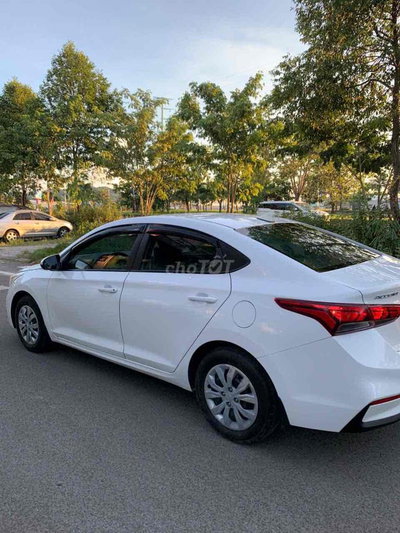 Hyundai Accent 2020 1.4 MT Trắng 1chu mua mới