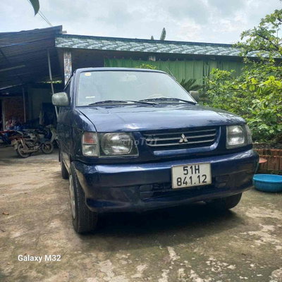 Mitsubishi Jolie 2001 Xanh 8 chỗ