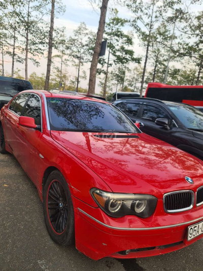 BMW 745Li Đỏ 5 chỗ