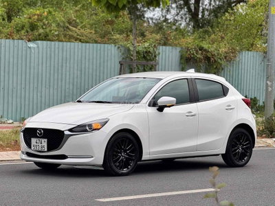 Mazda 2 2023 Lux Sport 40000 km Trắng