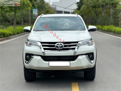 Xe Toyota Fortuner 2.7V 4x2 AT 2018