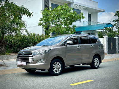 Toyota Innova 2019 2.0E Đồng 55.000km
