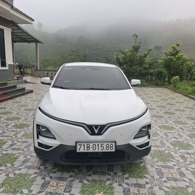 Xe điện VinFast VF 6 Eco 2023 Trắng