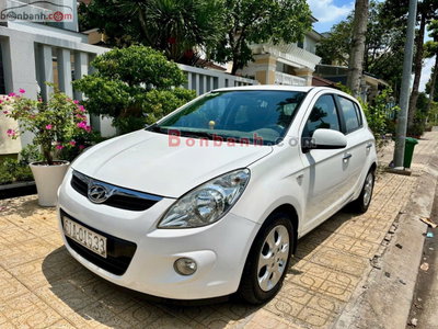 Xe Hyundai i20 1.4 AT 2011
