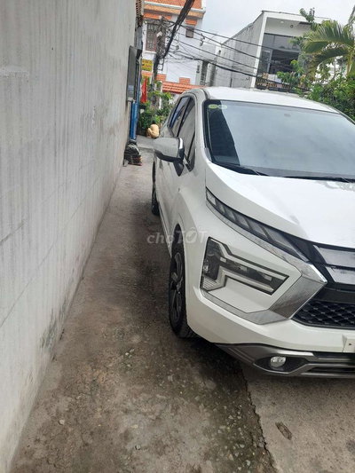 Mitsubishi Xpander AT Premium 2022
