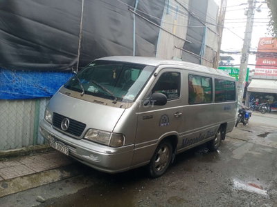 Mercedes-Benz MB140D29 2002 Bạc