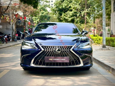 Xe Lexus ES 250 2025