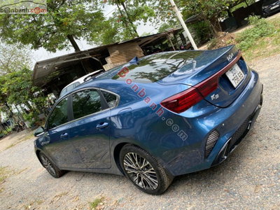 Xe Kia K3 Premium 1.6 AT 2022