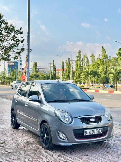 Kia Morning Số tự động Xám