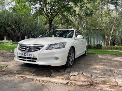 Honda Accord 2012 Trắng