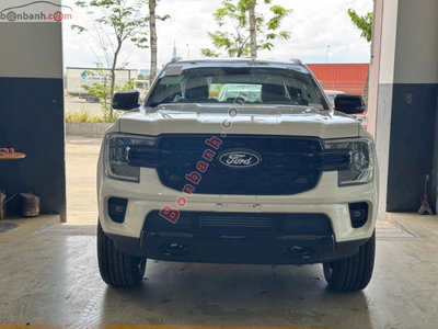 Xe Ford Everest Sport 2.0L 4x2 AT 2026