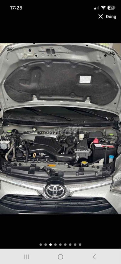 Toyota màu Bạc