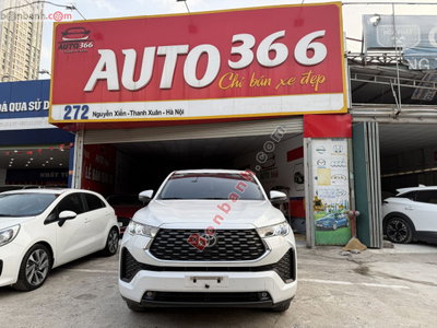Xe Toyota Innova Cross 2.0 CVT 2024